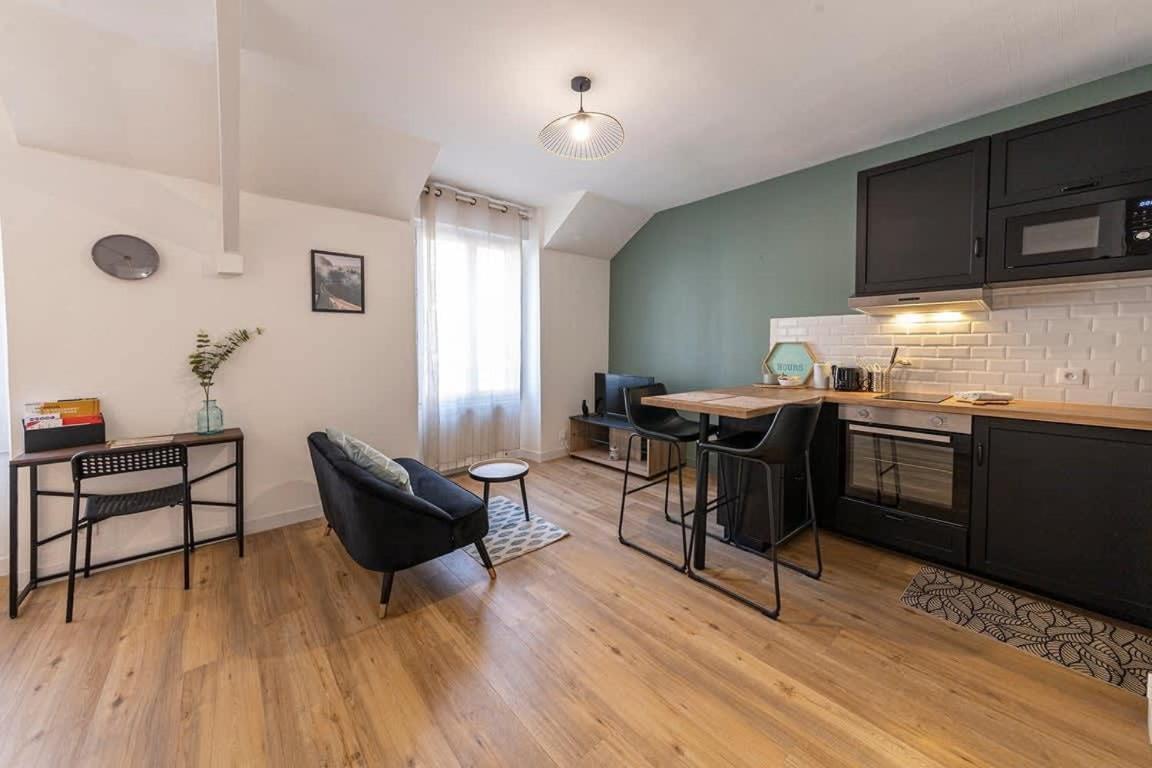 Coquelin - Joli Appartement Renove 렌 외부 사진