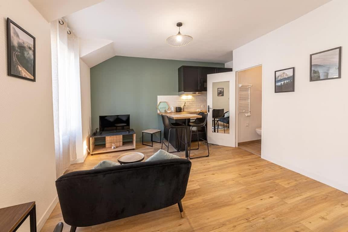 Coquelin - Joli Appartement Renove 렌 외부 사진